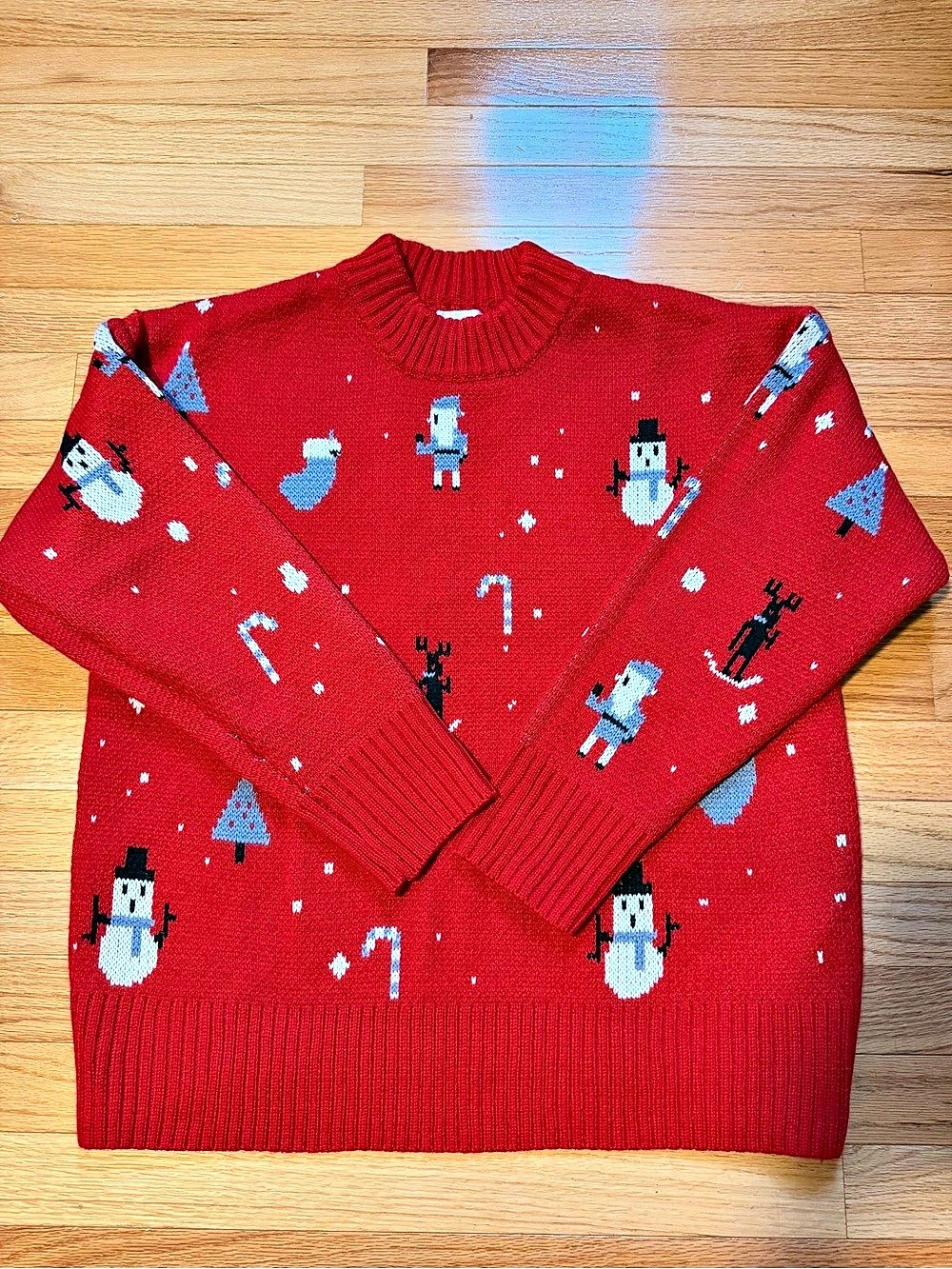 UWOOHolic Red Christmas Crewneck Sweater Size S